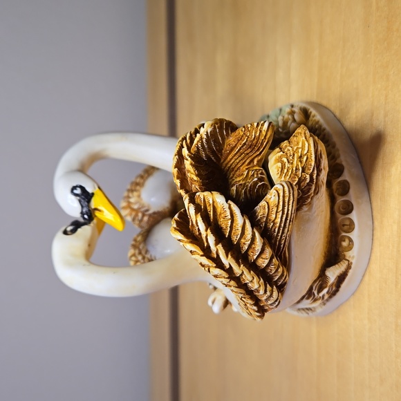 Harmony Kingdom "Pillow Talk" Double Swan Figurine - Picture 2 of 8